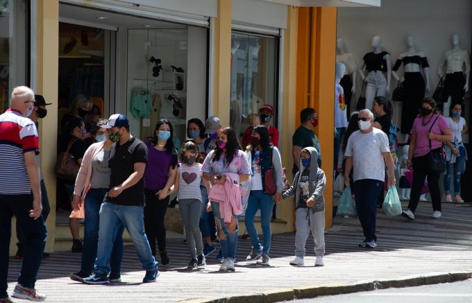 #MComDáVoz: 44,60% dos caxienses irão às compras para o Dia das Mães