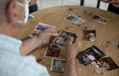 #MComDáVoz: Livro Retratos da Uva e Vinho resgata memórias da gastronomia e da hotelaria na Serra Gaúcha