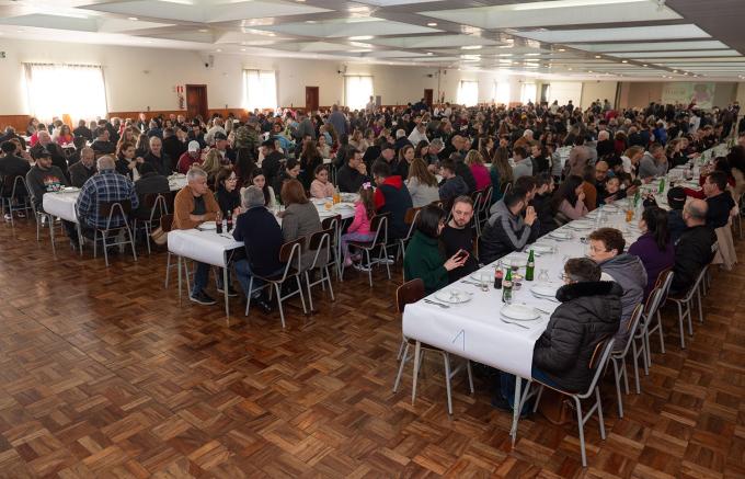 Dia do Comerciante é celebrado com almoço para mais de 700 pessoas em Caxias do Sul