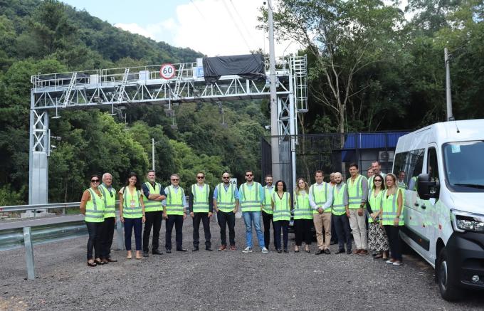 Governos do PR, RJ e MG conhecem a tecnologia free flow implementada de forma inédita em rodovias estaduais