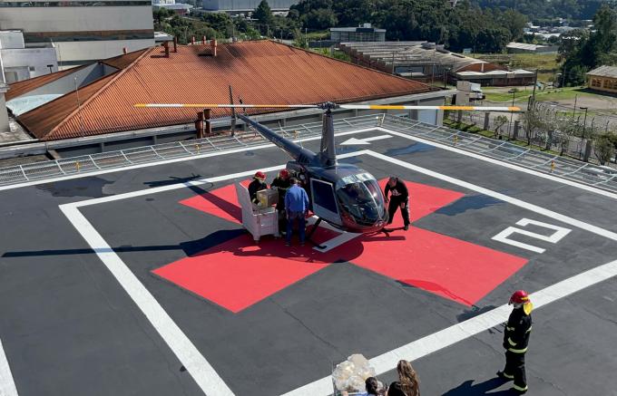 Unimed entrega kits de sobrevivência e de prevenção biológica para Bombeiros Militares 